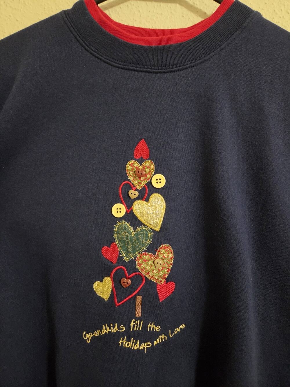 Vintage Grandma Christmas Sweatshirt Large Navy Grandkids Love Tree